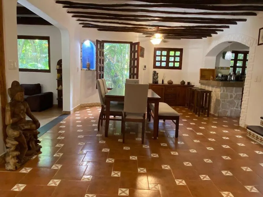 Jungle Oasis By The Beach: Casa Selva On 38Th Street Playa del Carmen Holiday home