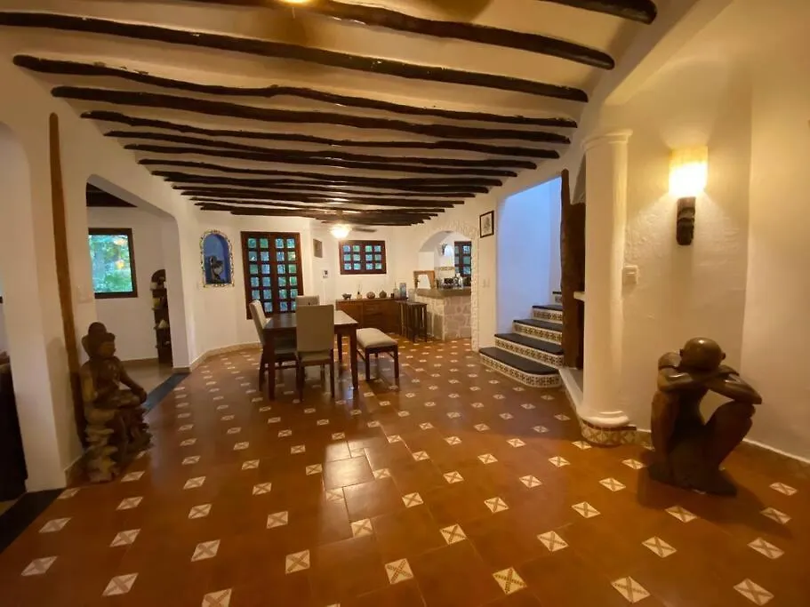 Jungle Oasis By The Beach: Casa Selva On 38Th Street Playa del Carmen